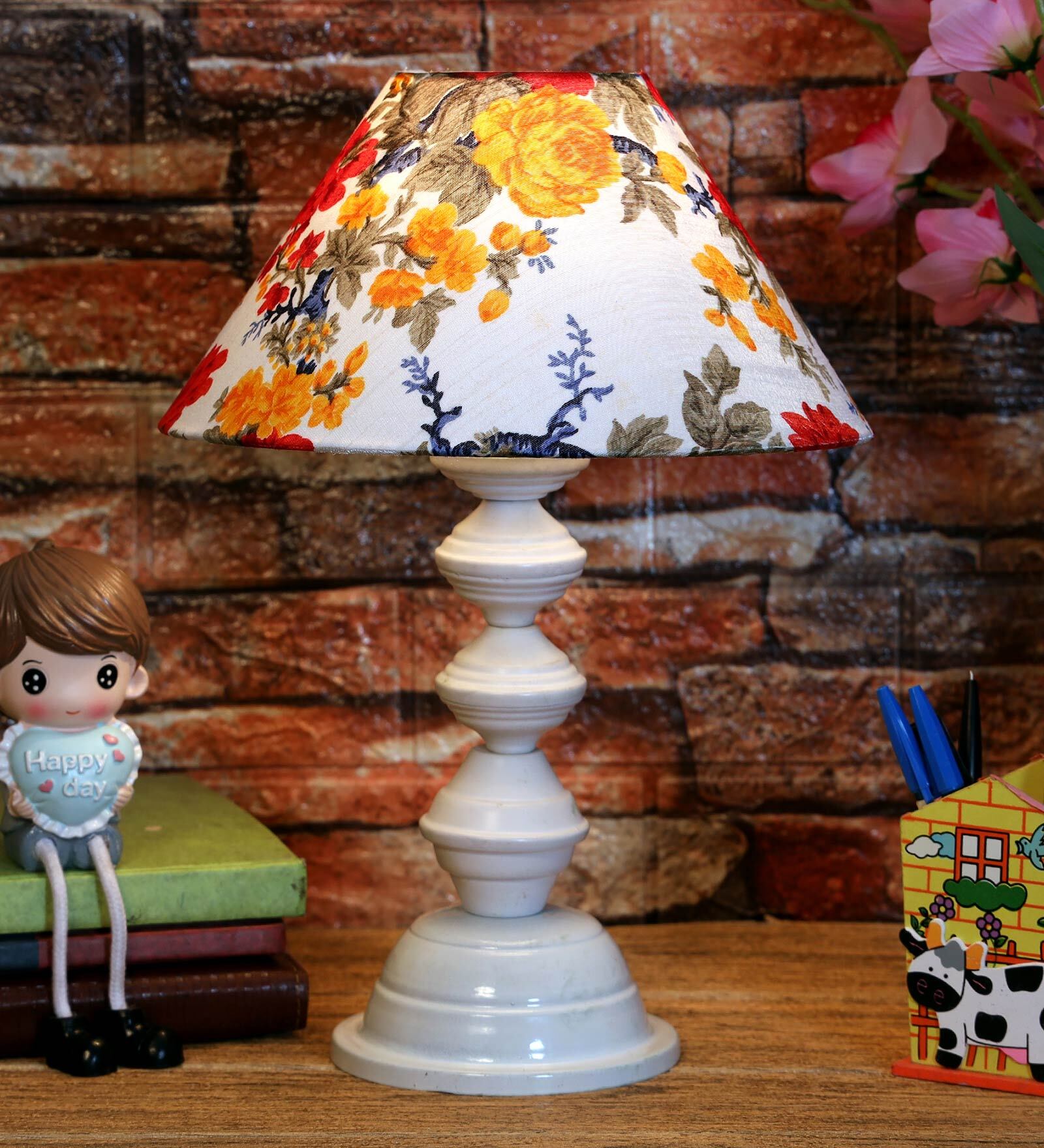 Multicolour Shade Table Lamp With Metal Base