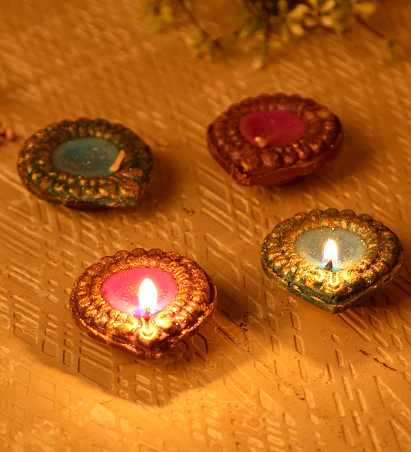 Multicolour Terracotta (Set of 4) Diyas