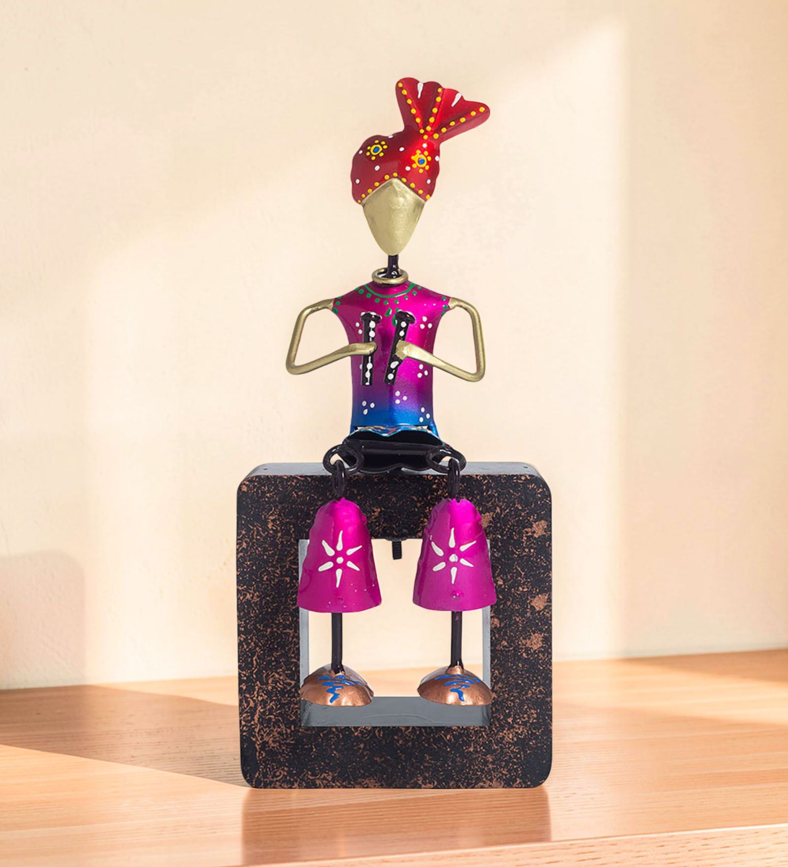 Musician Multicolour Metal Figurine