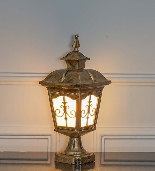 Mullion Single Light Outdoor Pedestal Gate Light In Antique Gold Finish