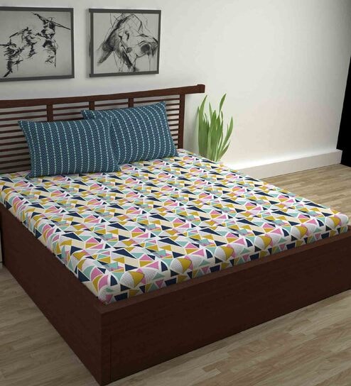 Multicolor Geometric 144 TC Cotton Queen Sized Bed Sheets with 2 Pillow Covers