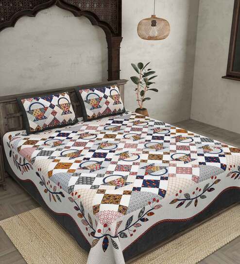 Multicolor Traditional 240 TC Cotton King Sized Bed Sheets with 2 Pillow Covers