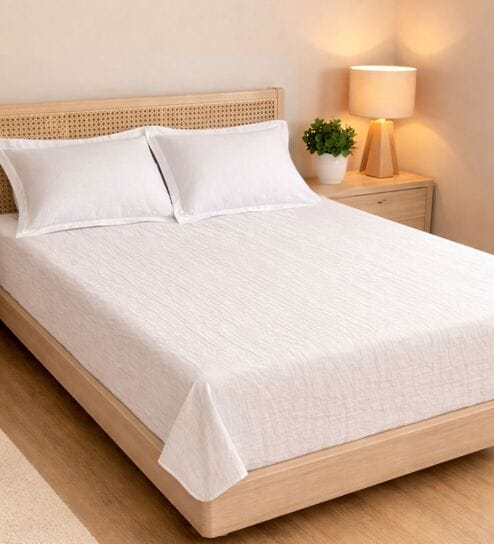 White Muslin 4 Layer Bedsheet Set With 1 Bedsheet & 4 Pillow Covers