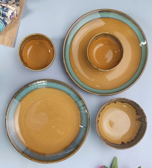 Mustard Studio Pottery 10 Pc Ceramic Dinner Set