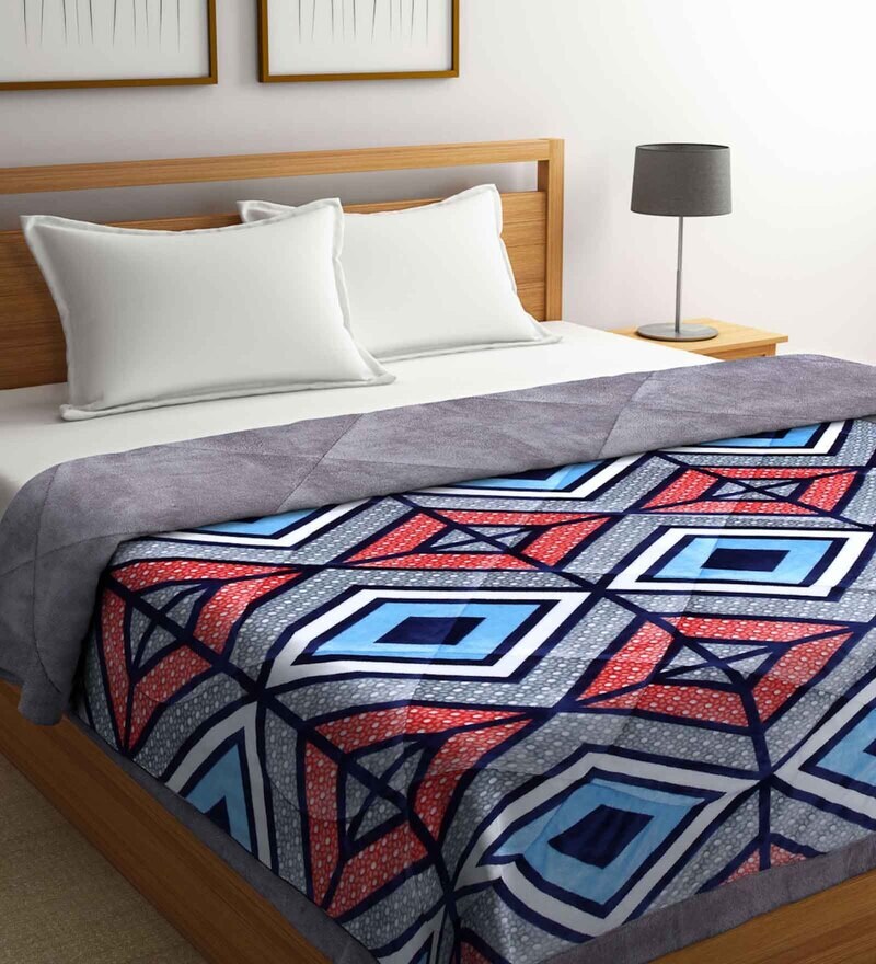 Buy Multicolor Polyester Geometric 950 GSM Double Bed Quilt by Arrabi