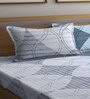 Multicolor Geometric 300 TC Cotton Blend Double King Sized Bedsheet With 2 Pillow Covers