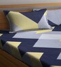 Multicolor Geometric 300 TC Cotton Blend Double King Sized Bedsheet With 2 Pillow Covers
