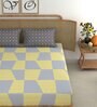 Multicolor Geometric 210 TC Microfiber King Bedsheet With 2 Pillow Covers