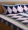 Multicolor Geometric 300 TC Cotton Blend Double King Sized Bedsheet With 2 Pillow Covers