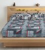 Multicolor Geometric 300 TC Cotton Blend King Sized Bedsheet With 2 Pillow Covers