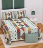 Multicolor Geometric 210 TC Cotton King Sized Bed Sheets with 2 Pillow Covers