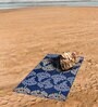 Blue Floral Polyproylene 4 ft x 6 ft Machine Made Picnic  Mats