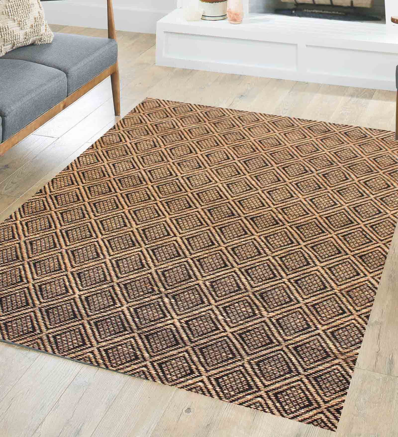 Natural and White Omsk Geometric Jute 5ft x 8ft Hand Woven Carpet