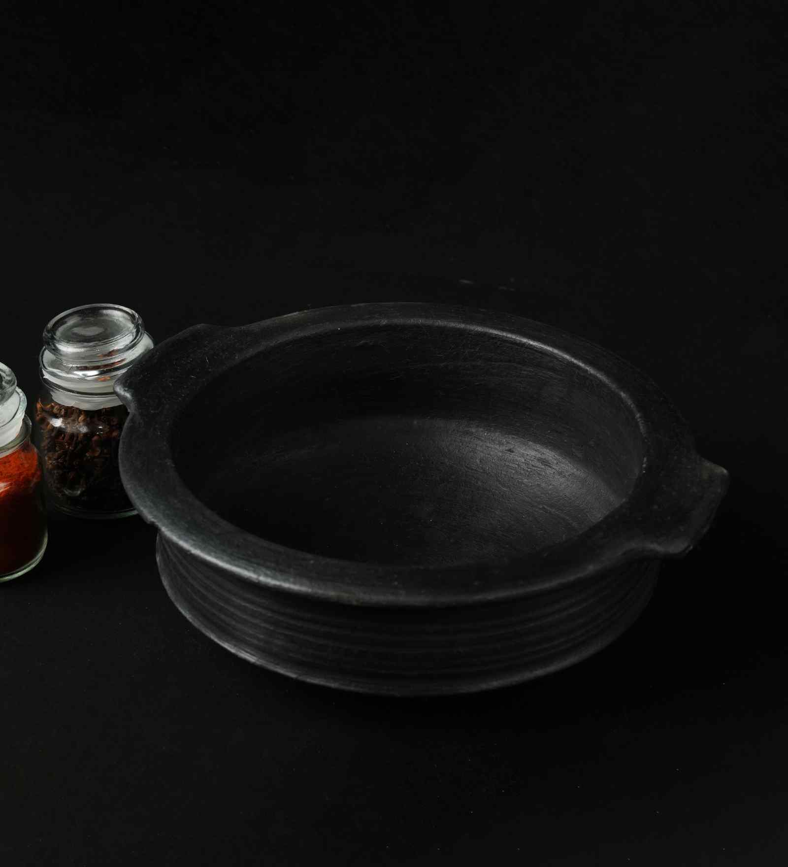 Natural Hand Made Pre Seasoned Blackened Clay Curry Handi Small Size (Medium) (7.5 Inch)