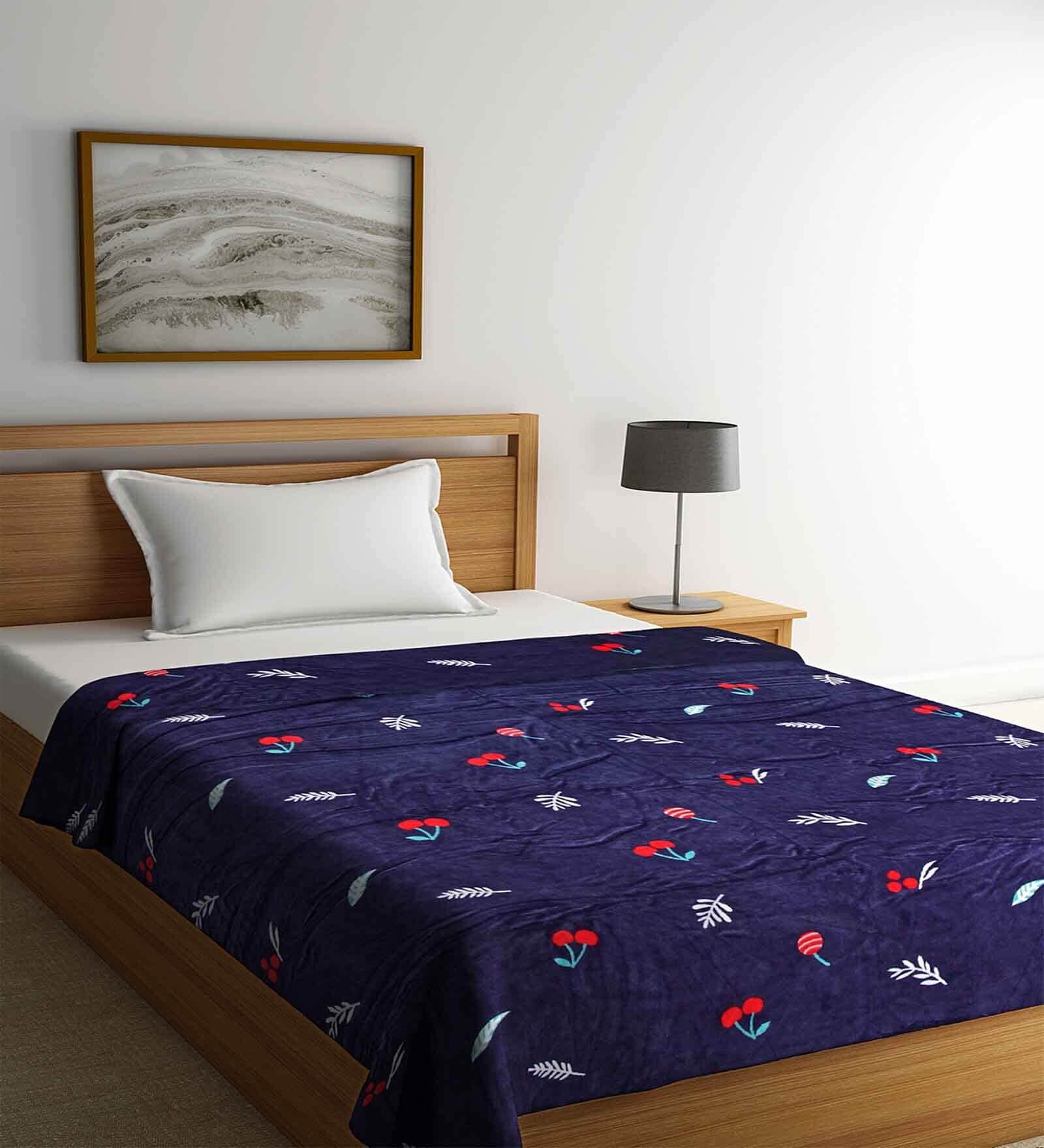 Navy Blue Microfiber Abstract 250 GSM Single Blanket