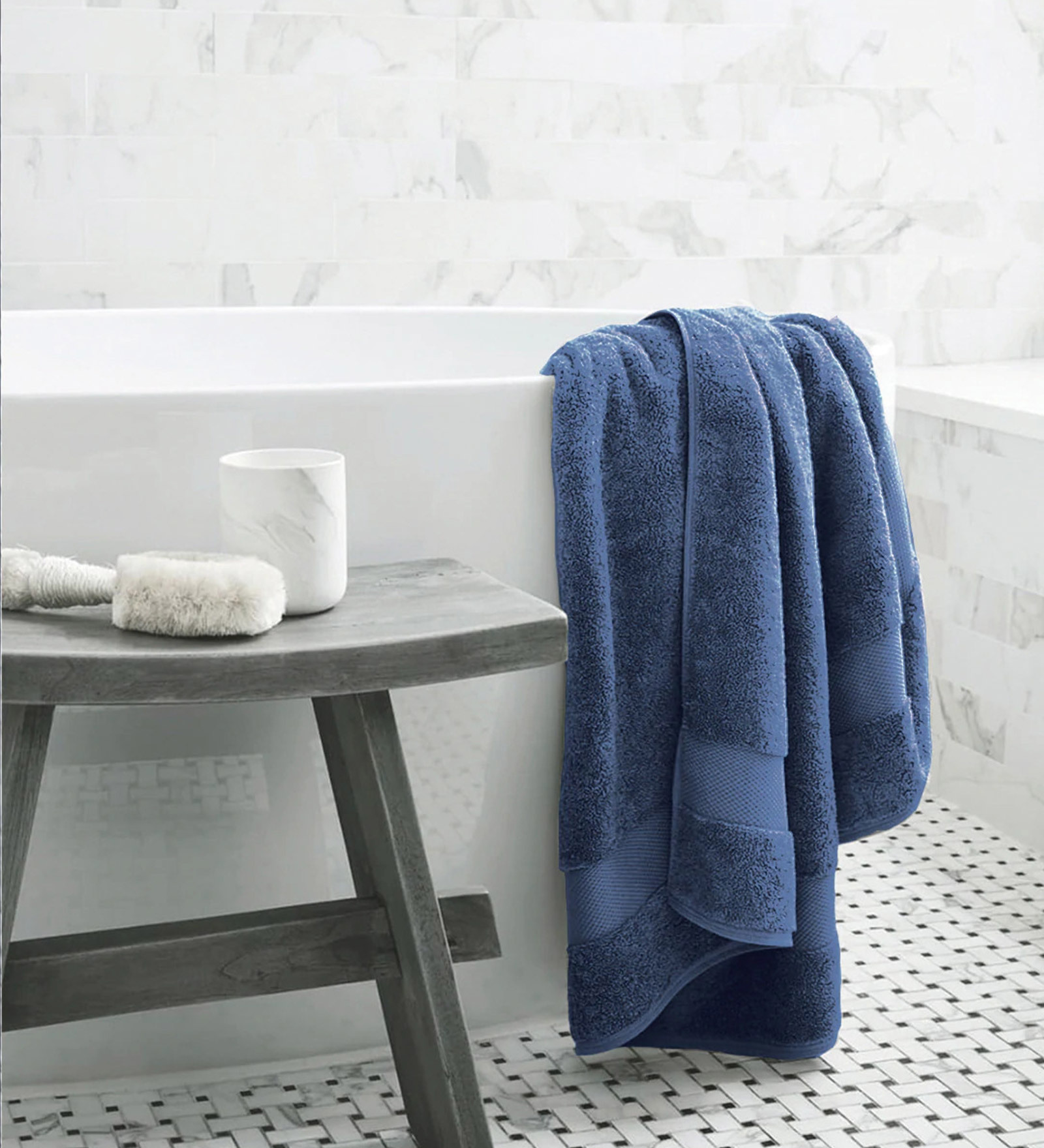Navy Solid 700 GSM Cotton Bath Towel