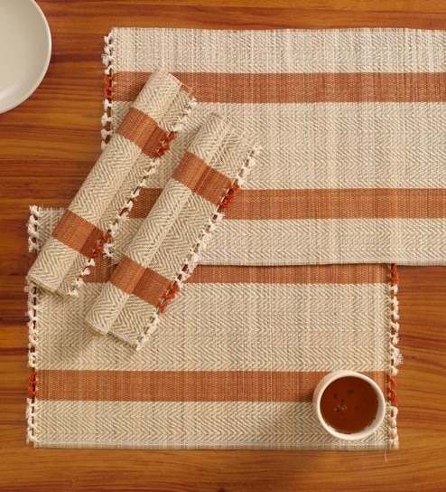 Natural Grass Handmade Heat Resistant  Rust & Off White 4 Seater Set of 4 (12x18inches) Table Placemats