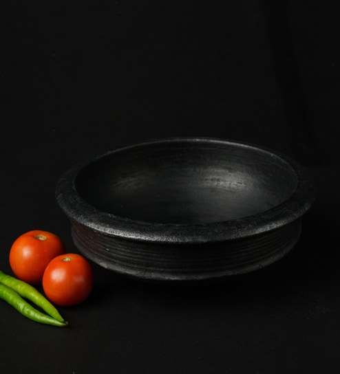 Natural Hand Made Pre Seasoned Blackened Clay Meen (Large) (10 Inch)