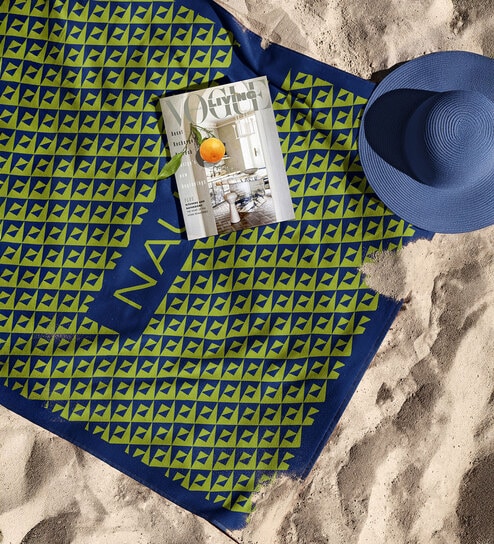 Voyage 100% Cotton Green Geometric Bath Towel