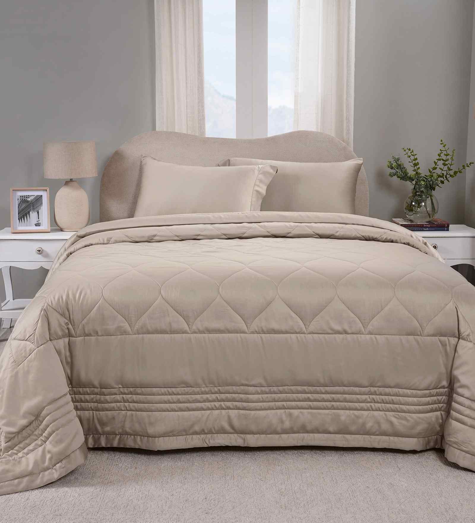 Neutral Microfibre Solid 100 GSM Double Bed Quilt