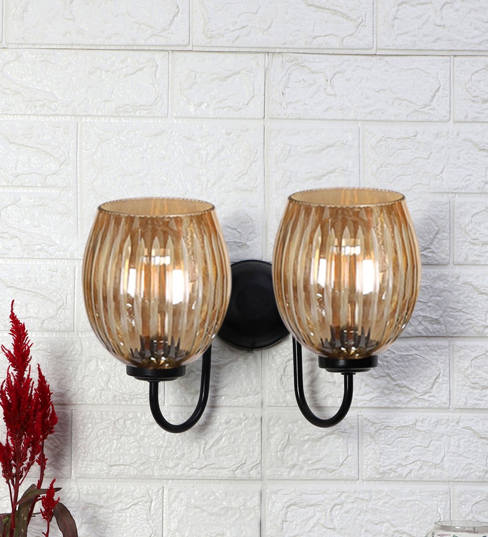 Black Iron Wall Lamp