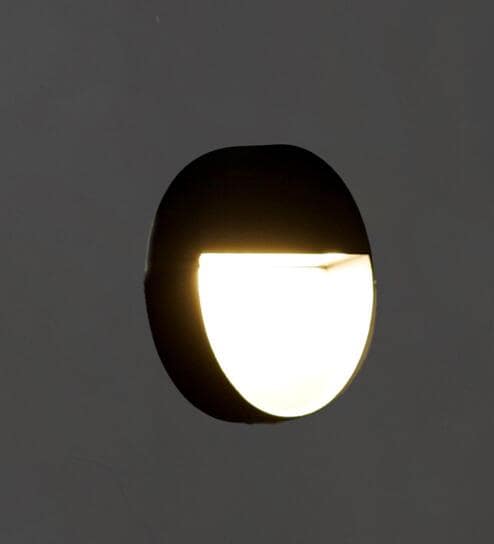 Nilsa Integrated LED Metal Outdoor Foot Light (Black)