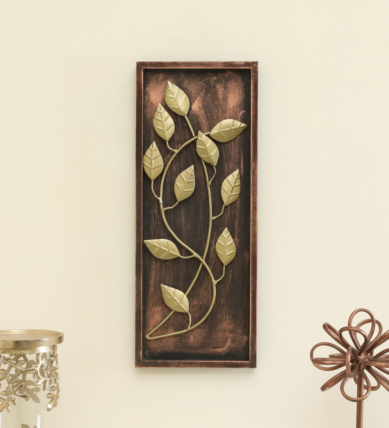 Iron Noah Leaf Multicolour Floral Wall Art