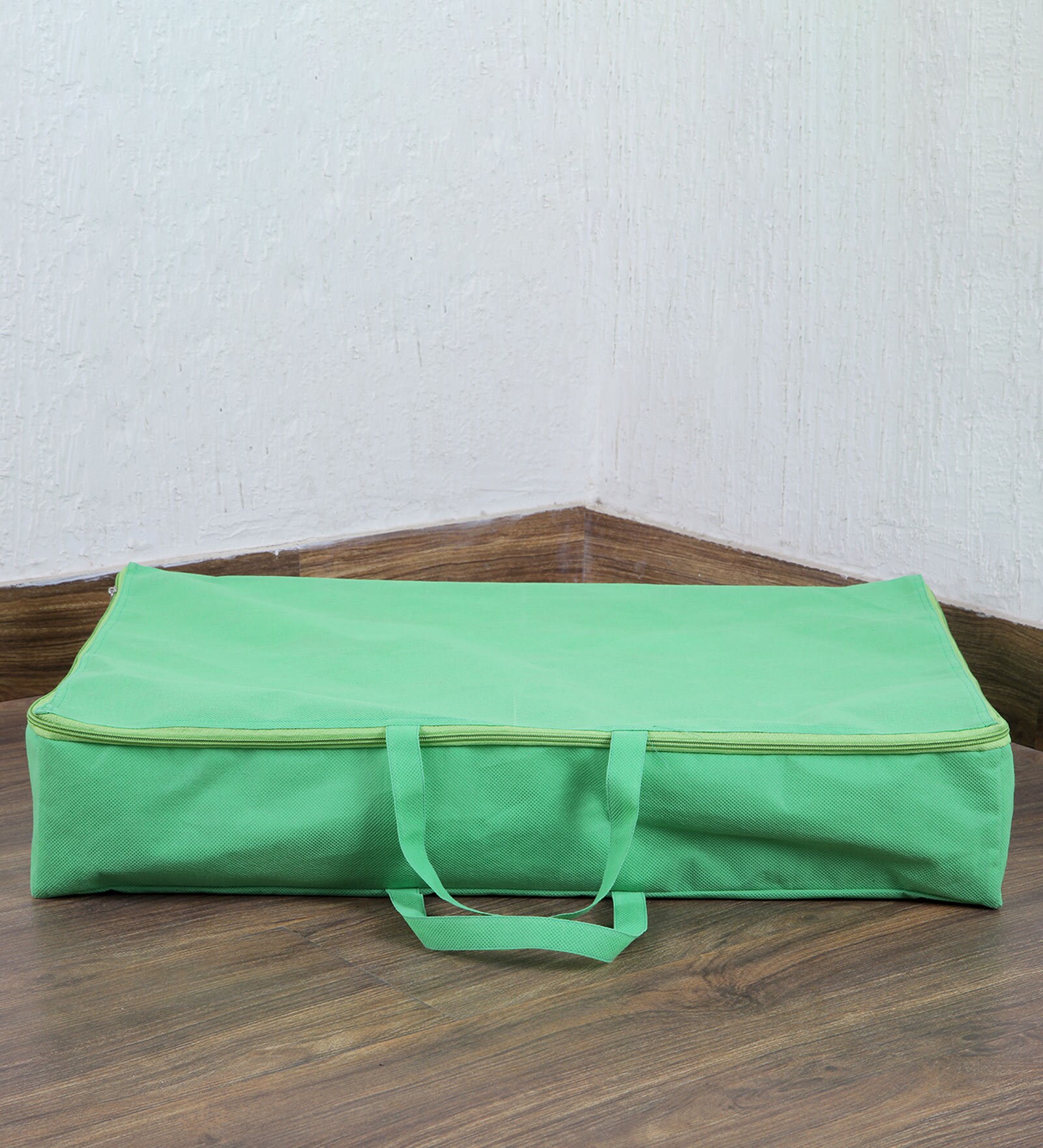 Buy Non Woven Garment Bag In Green By My Gift Booth at 26 OFF by My