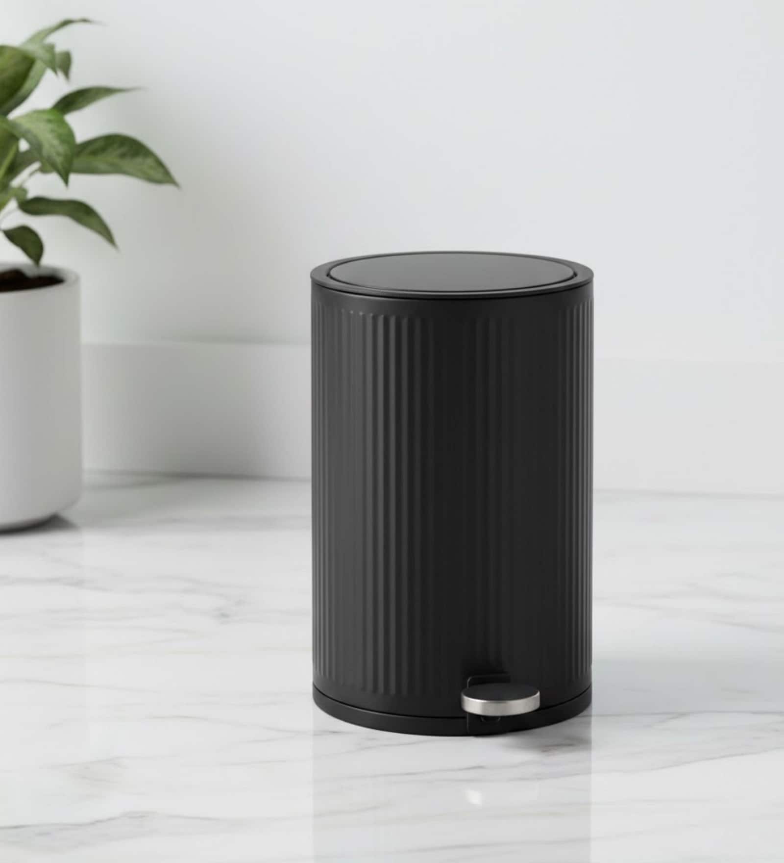 Black Metal Nova Trash Bin 3 Ltr