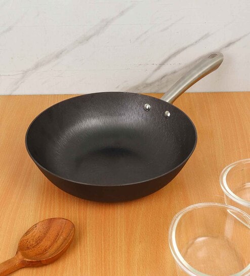 Cast Iron Non-Stick 28 cm Wok  &  24 cm Frypan  Non Toxic and Coating Free 2 pcs Cookware Set
