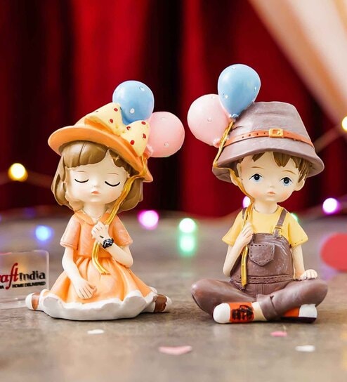 Nordic Style Cute Couple Showpiece Dolls