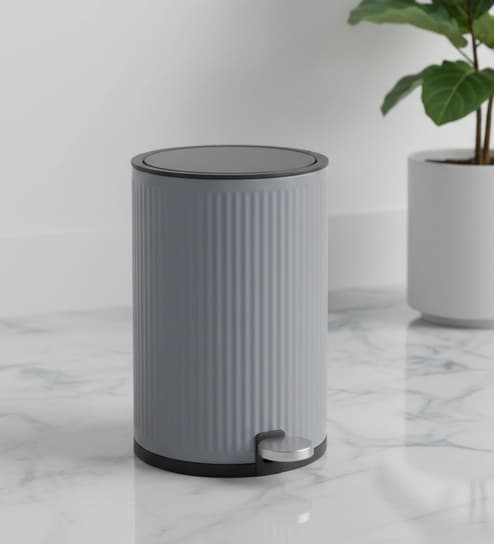 Silver Metal Nova Trash Bin