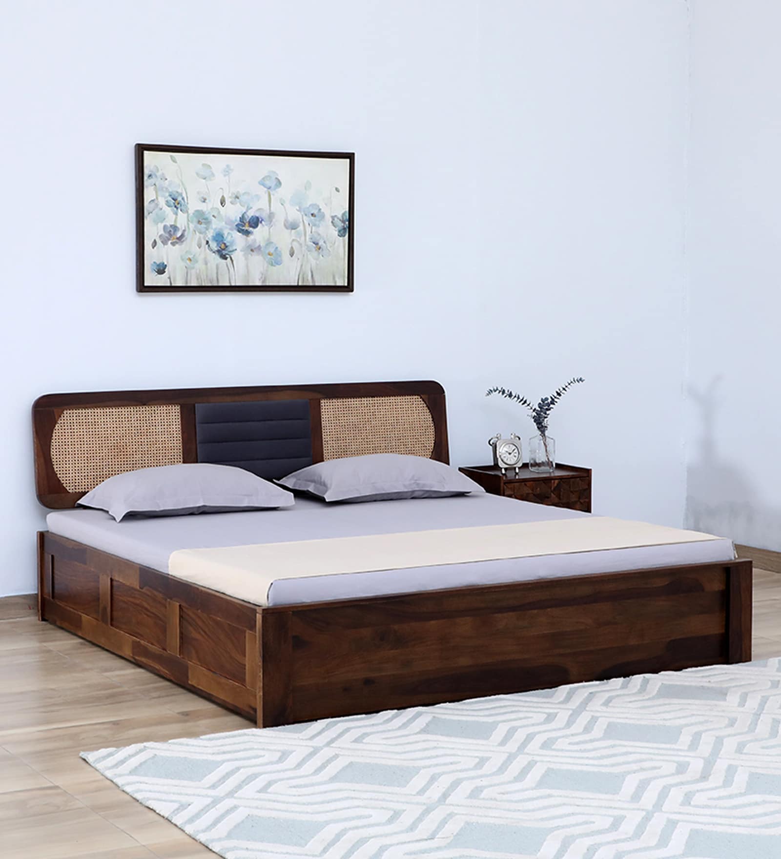 Buy Oasis Sheesham Wood Queen Size Bed With Box Storage In Scratch ...