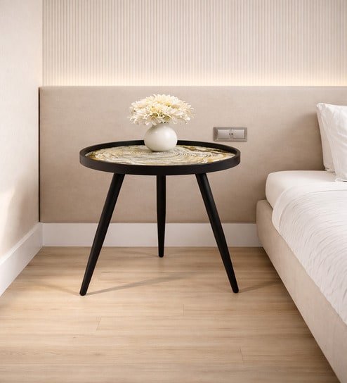 Oakveil Large End Table In Black Finish