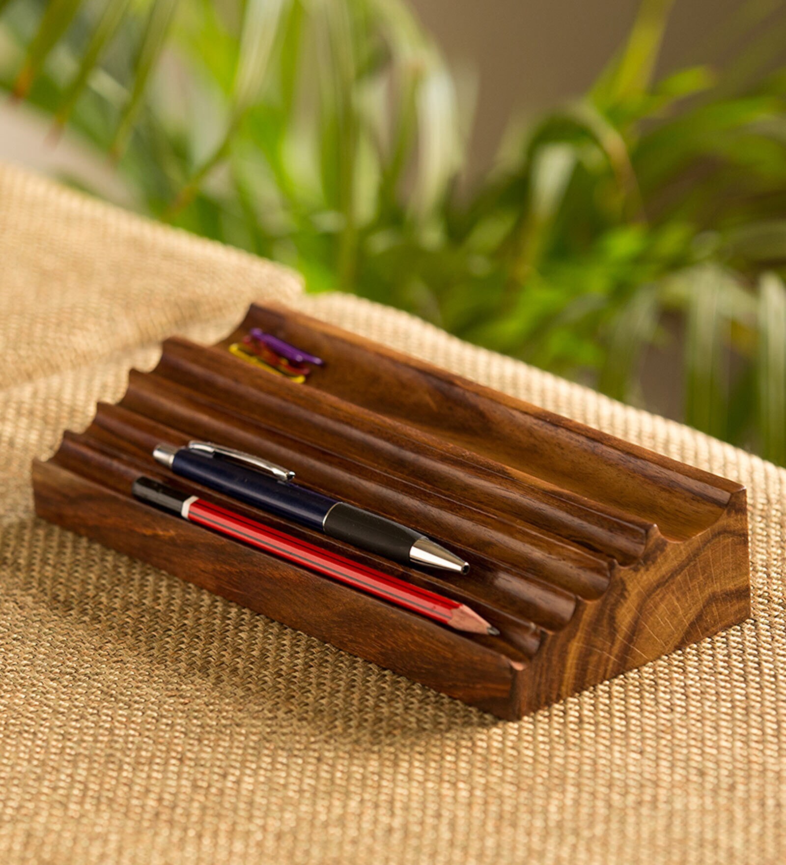Ober Hand Crafted Sheesham Wood Pen Stand