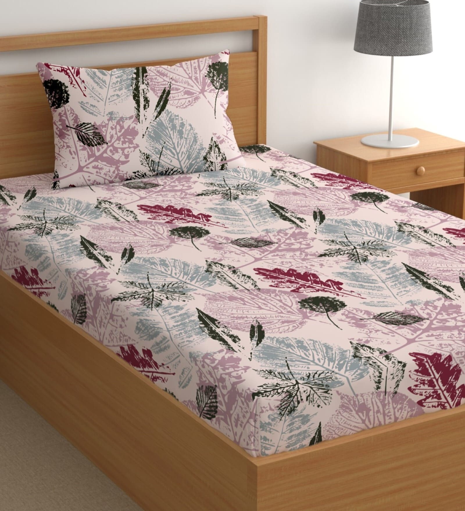 Off White 200 TC Floral Cotton Single Bedsheet Pillow covers