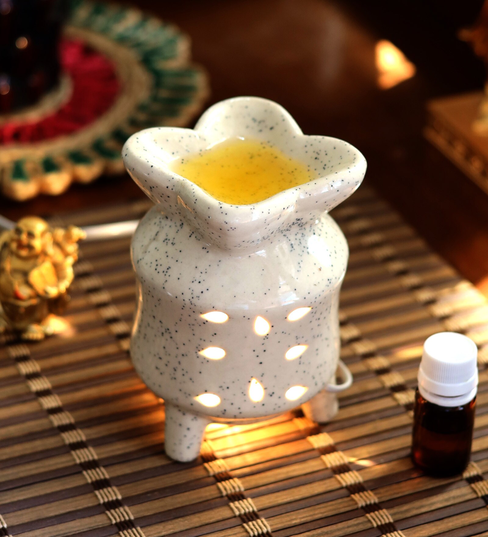 Ceramic Off White Aroma diffuser