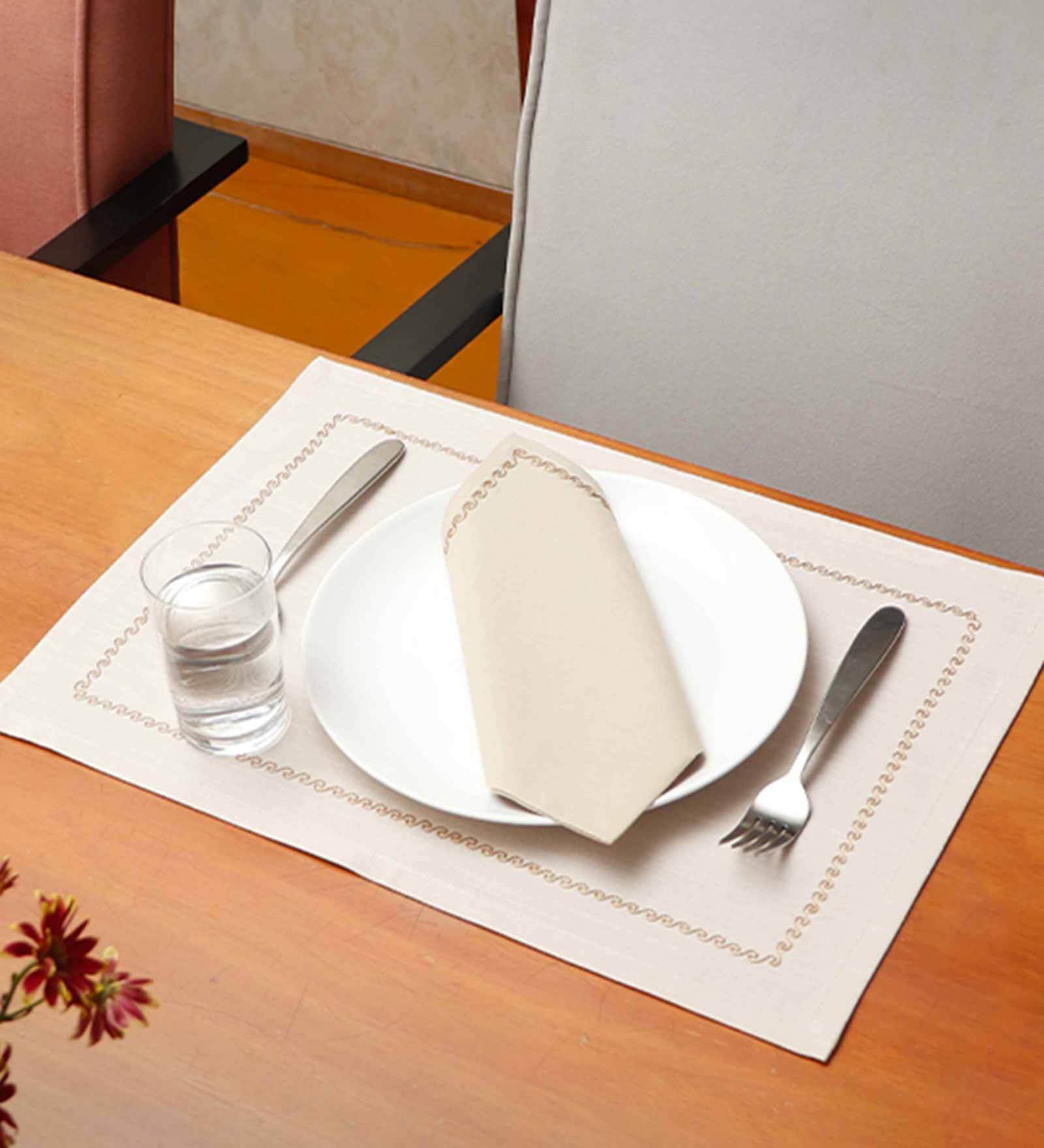 Eager (13x19) Off White Cotton (Set of 12) Placemat
