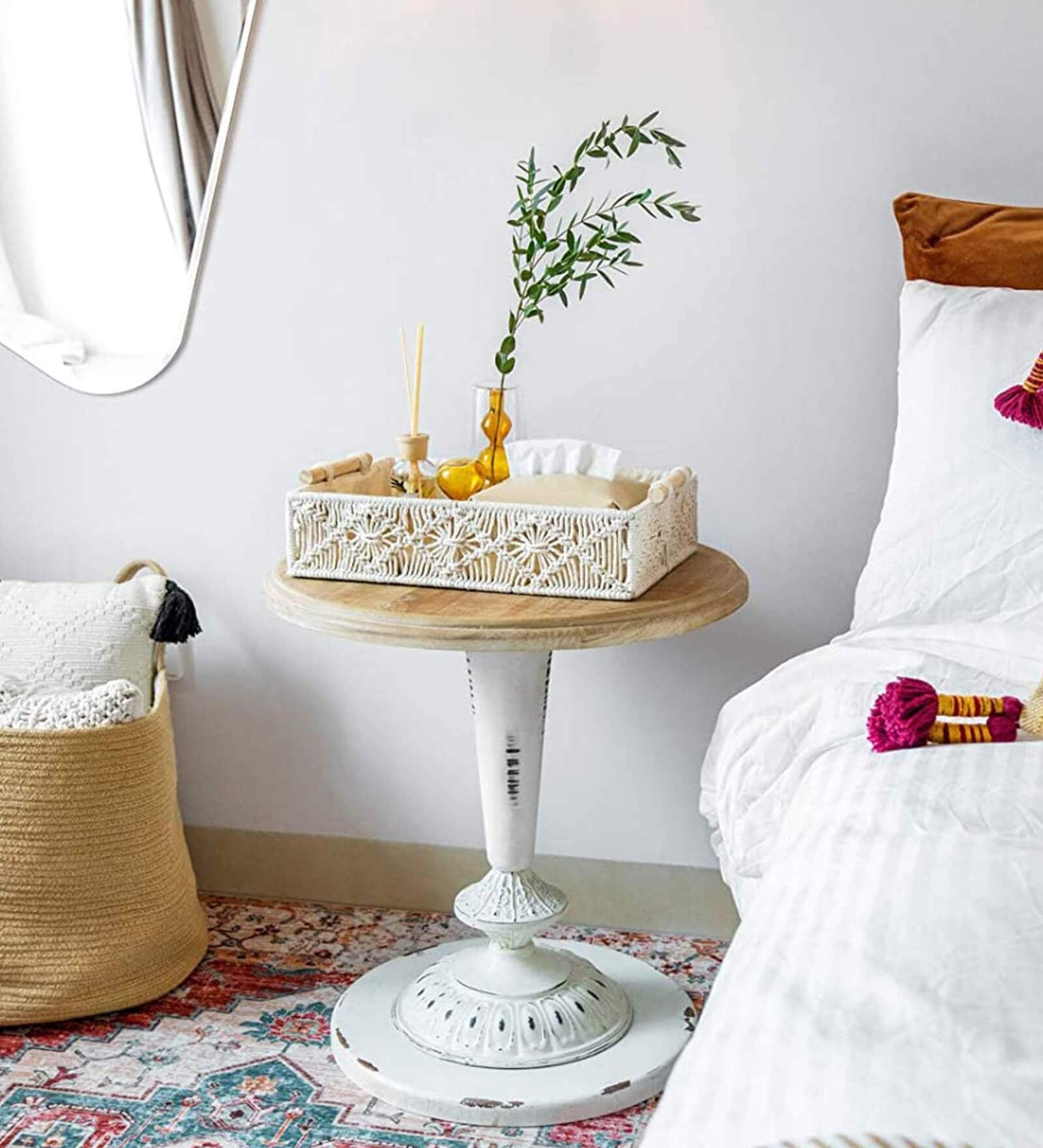 Off White Iron Frame Basket Tray (1Pc)