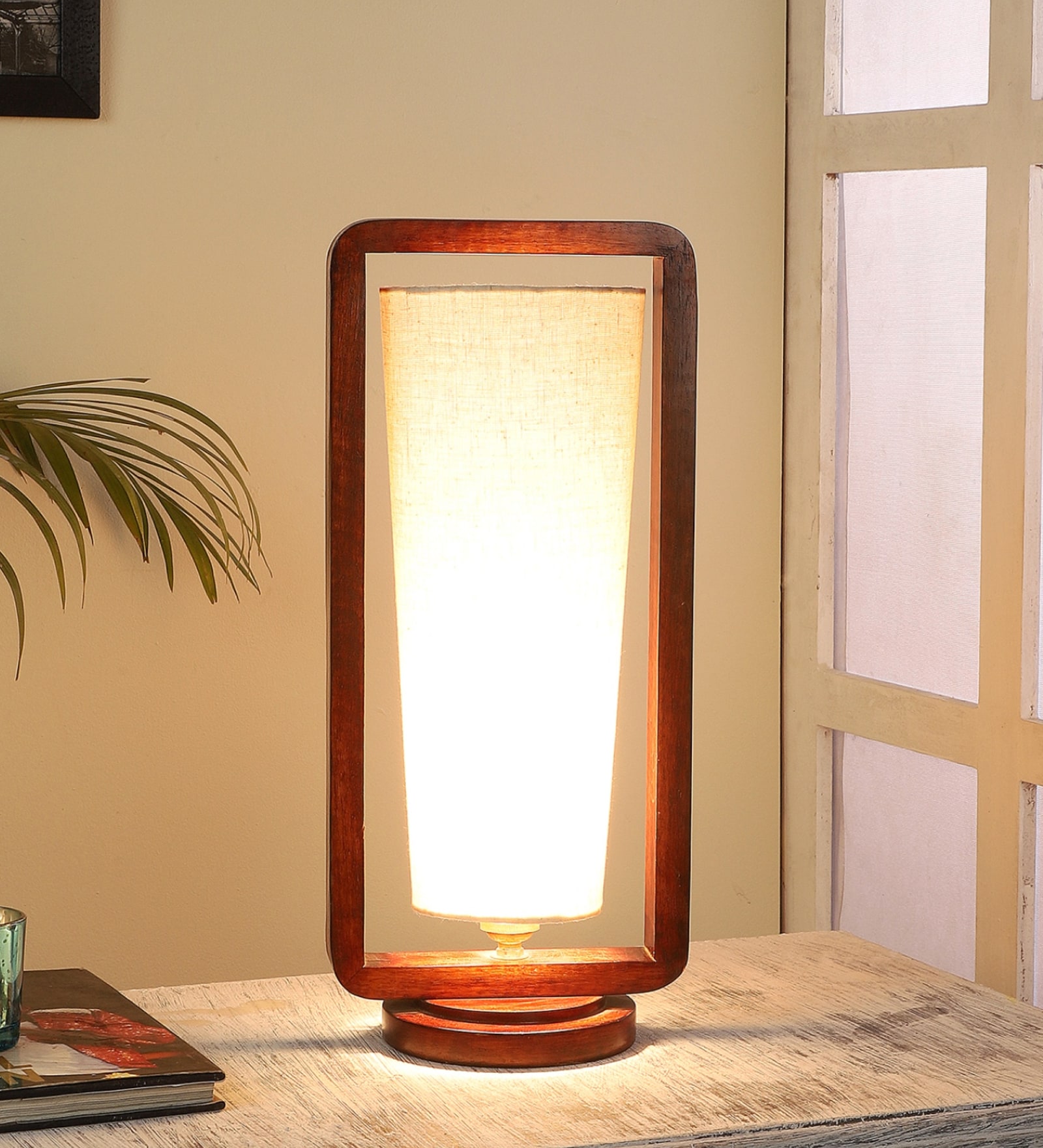 Dynamic Off White Cotton and Acrylic Shade Table Lamp With Mango wood Base