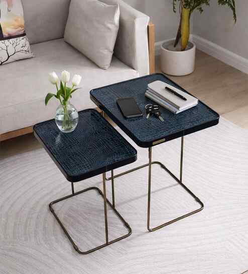 Oliver Nesting Table In Maroon Finish (Set Of 2 )