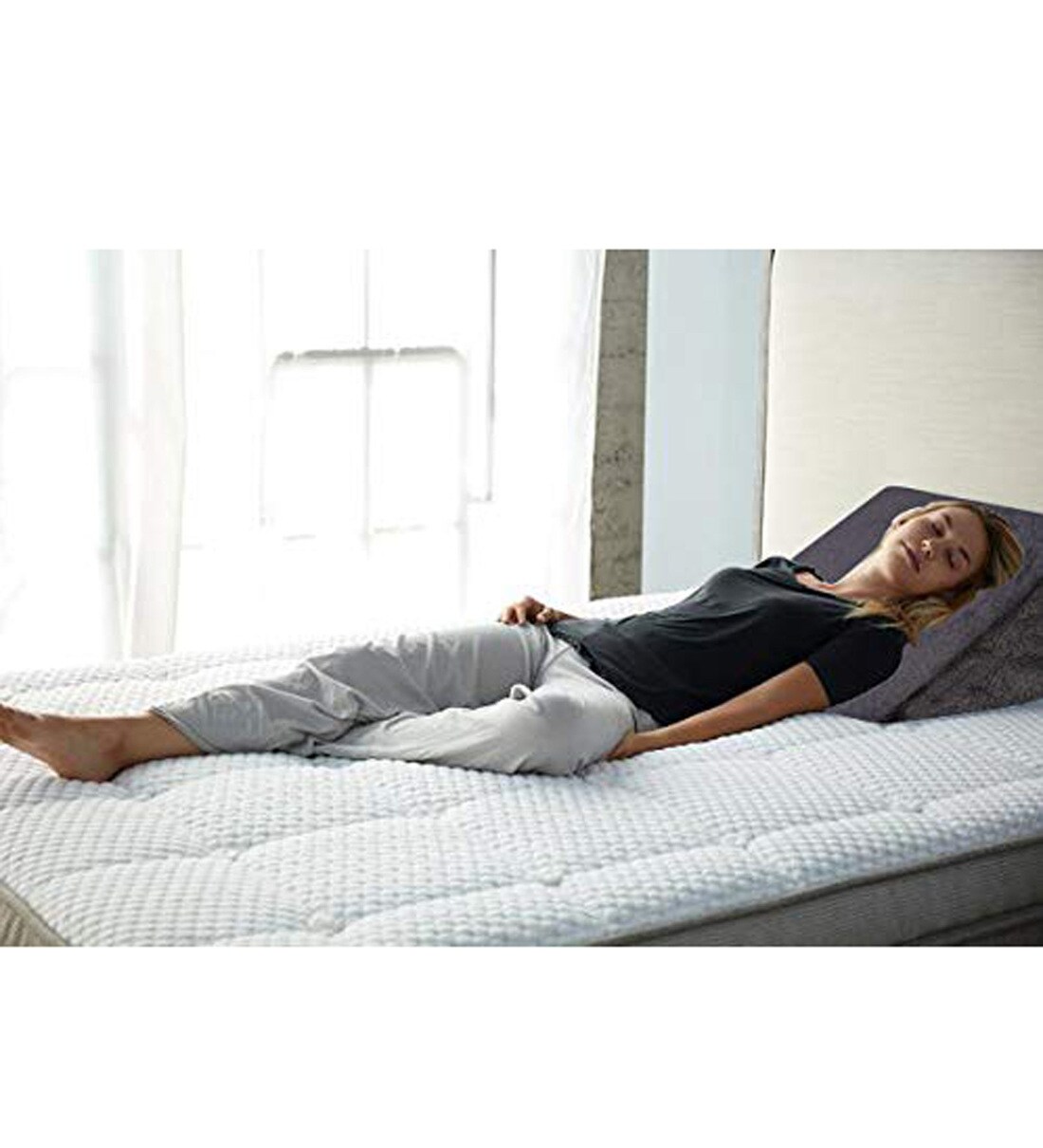 Buy Orthopedic Memory Foam Bed Wedge in Black by The White Willow