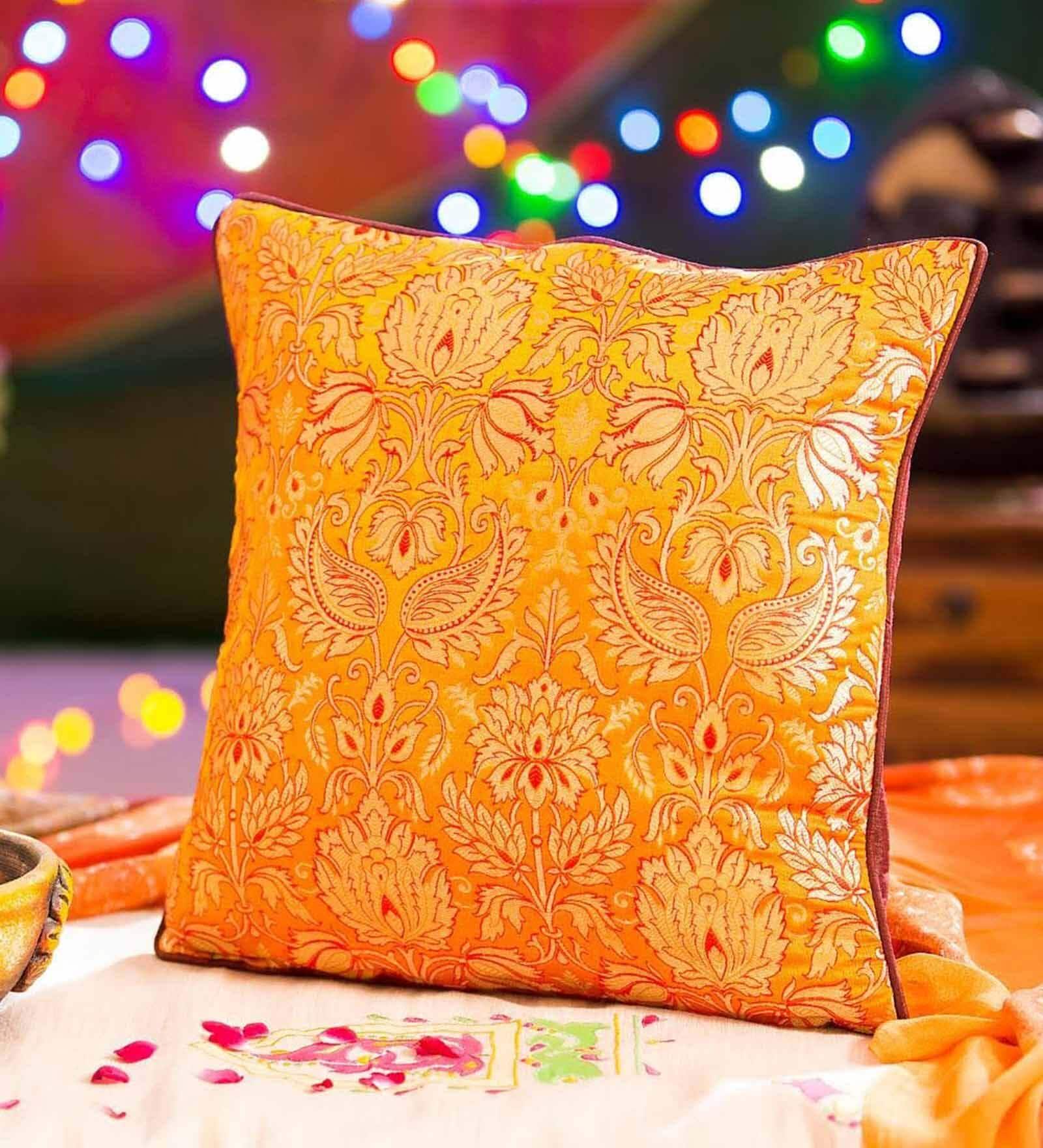 Multicolor Traditional Sild Blend 16 x 16 Inches Cushion Covers (Set of 2)