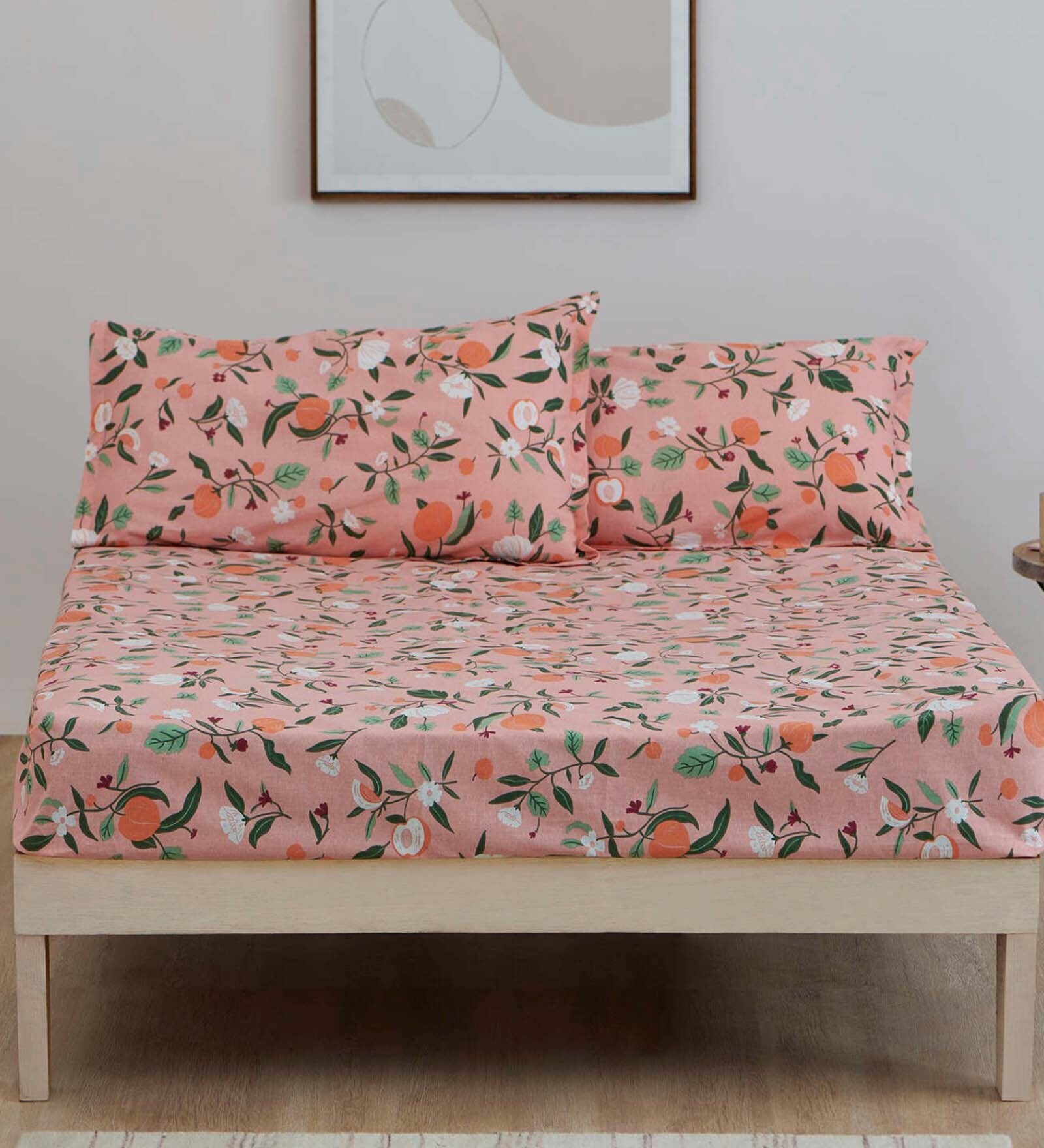Peach Floral 136 TC Cotton Blend Queen Sized Bed Sheets with 2 Pillow Covers
