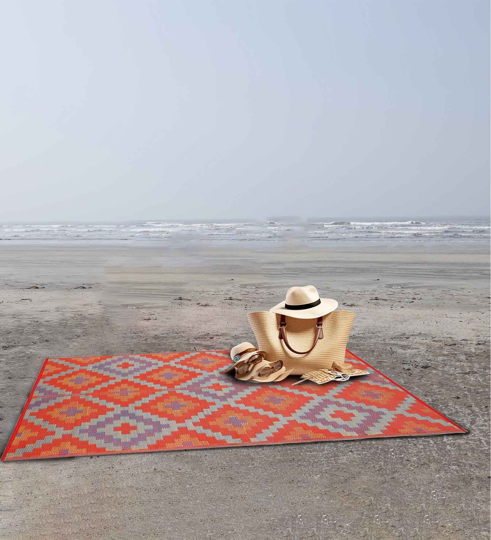 Orange Geometrical Polyproylene 4 ft x 6 ft Machine Made Picnic  Mats