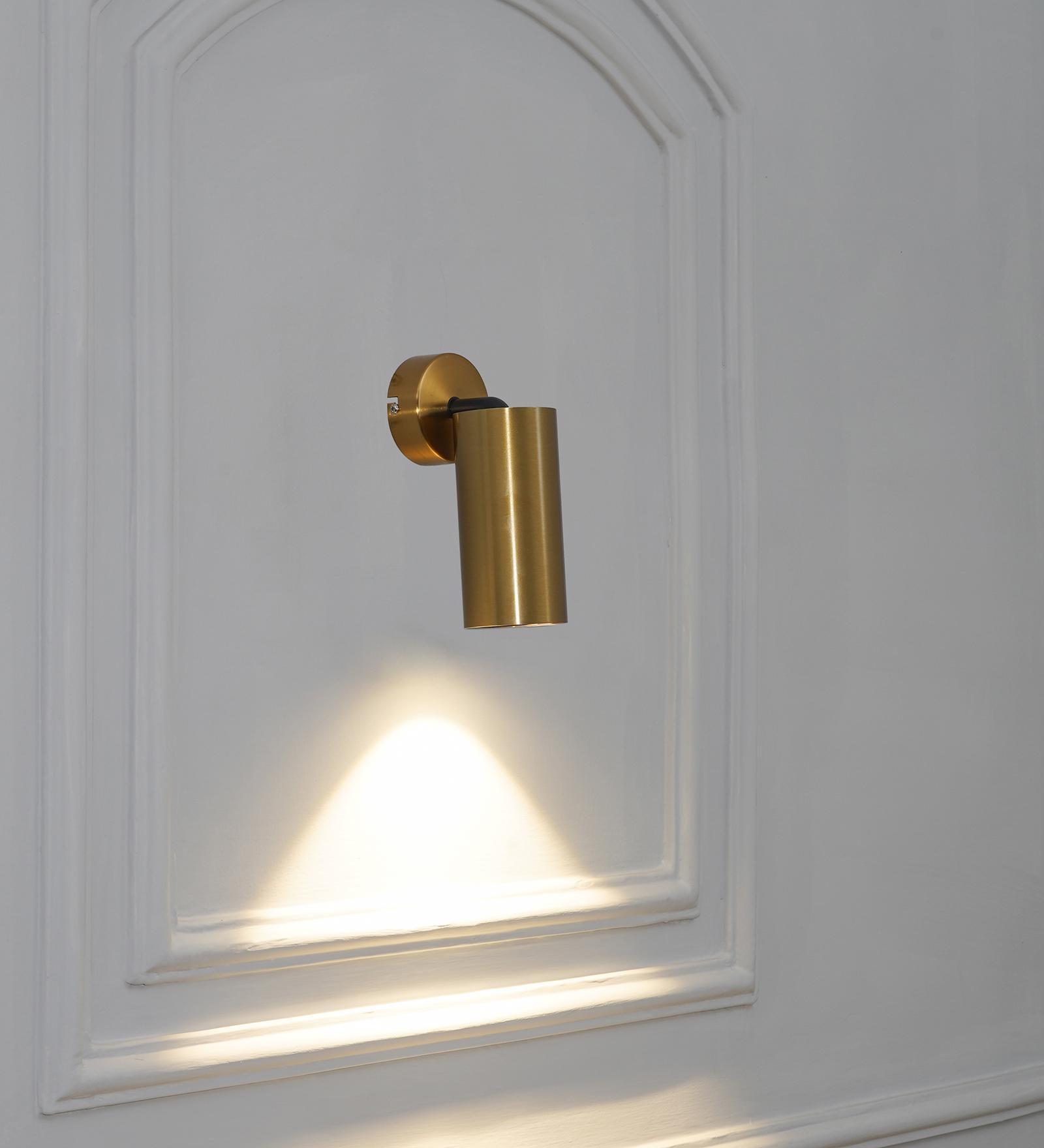 Ortega Integrated LED Metal Outdoor Wall Light (Brass)