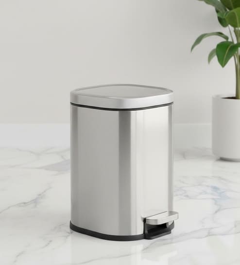 Silver Metal Orlo Trash Bin