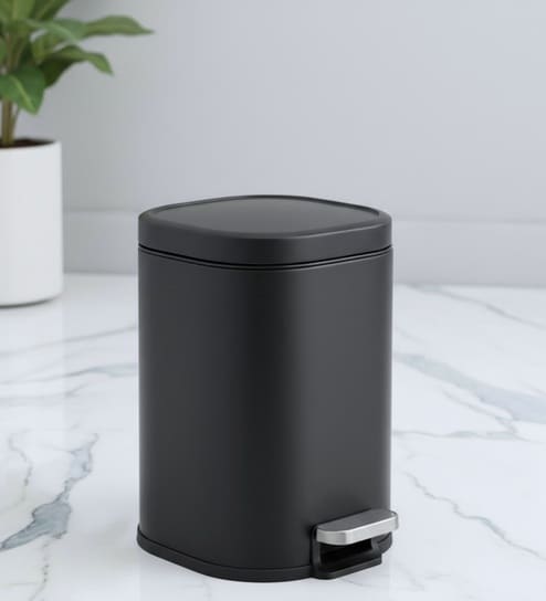 Black Metal Orlo Trash Bin