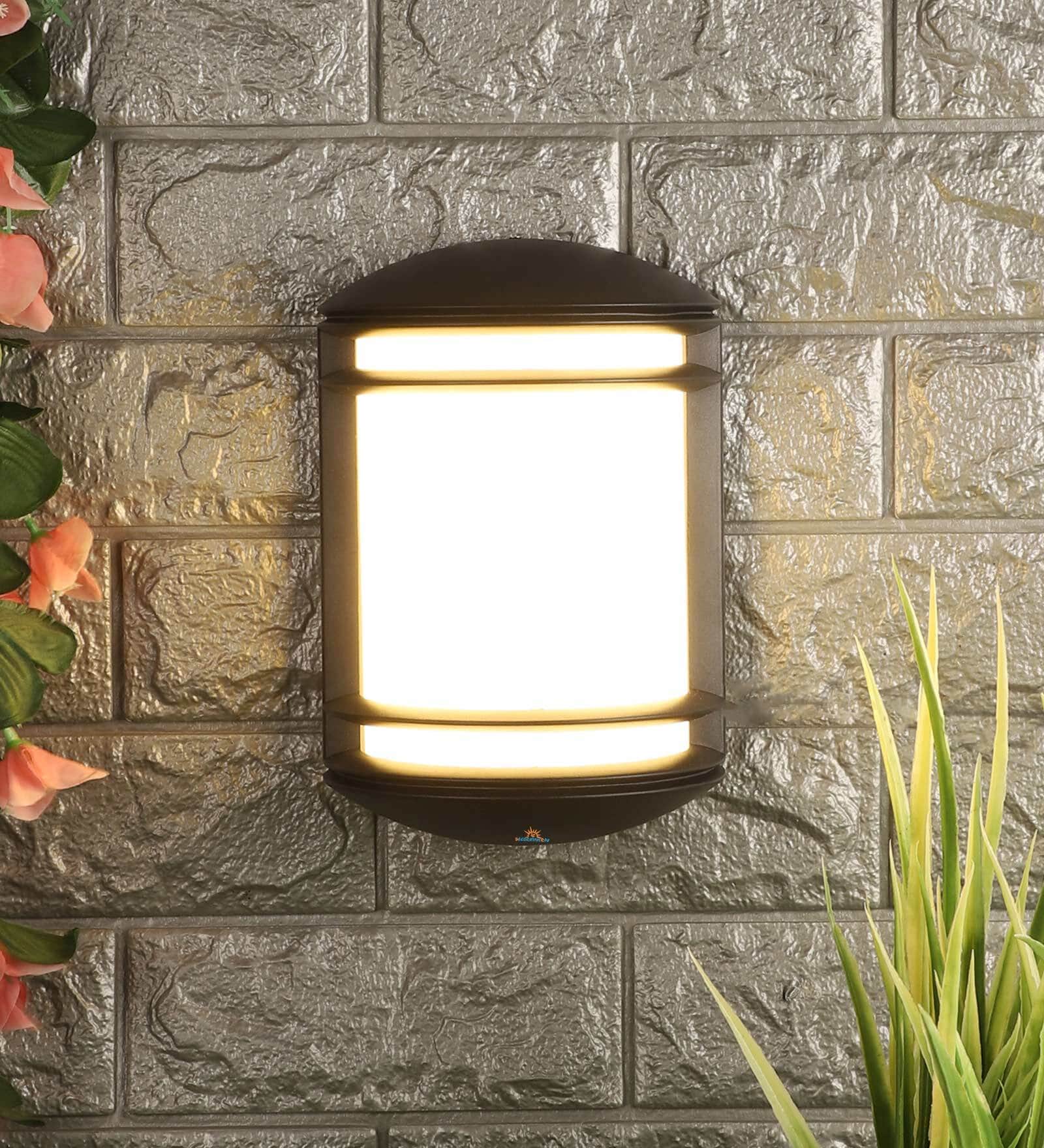 Lunar Black Metal Outdoor Wall Light