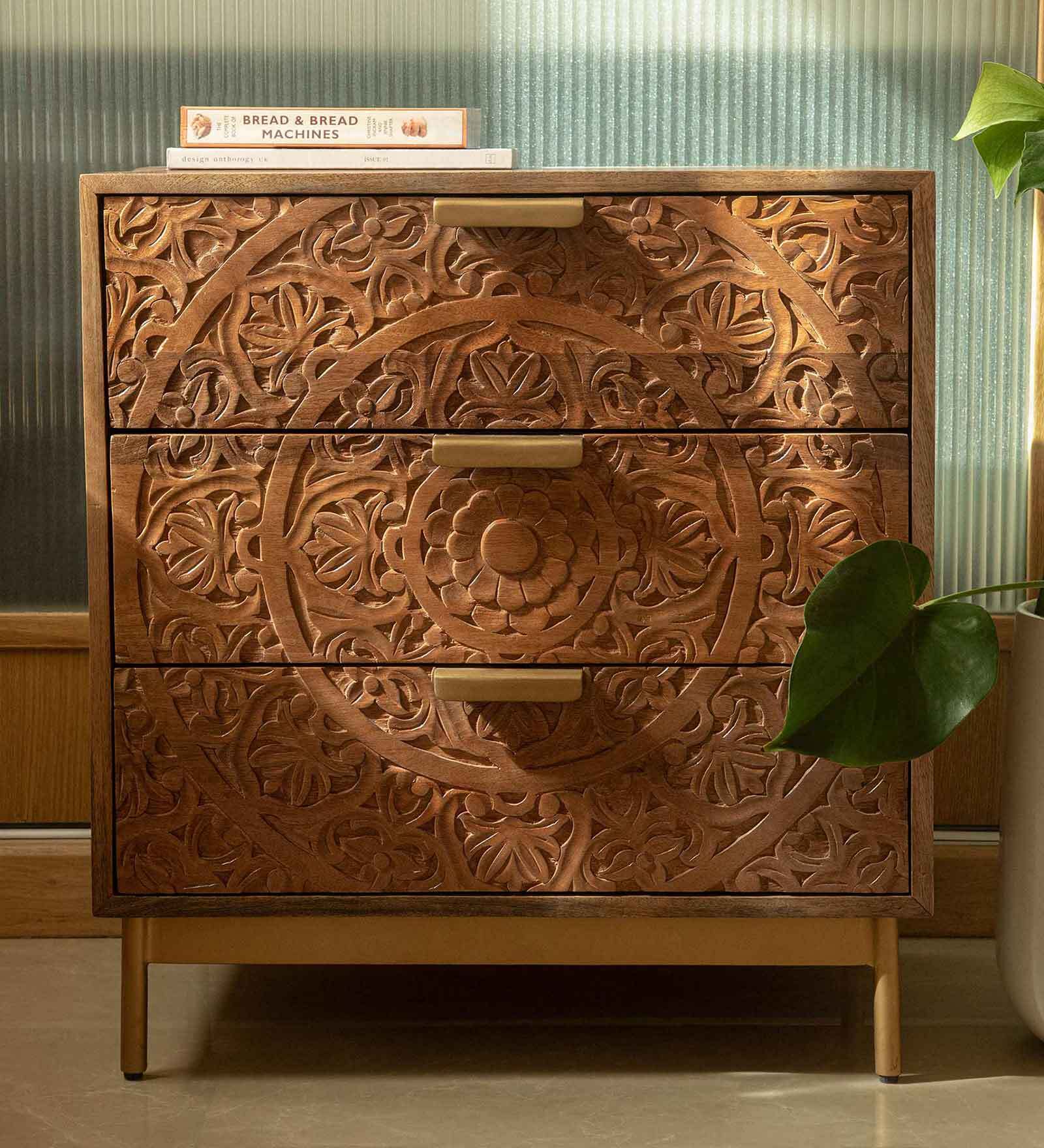 Oyma Solid Wood Triple Chest Drawer In Brown Colour